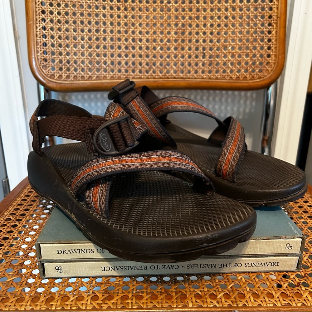 Chaco Z1  Men's vibram sole brown orange sandals l size 11
